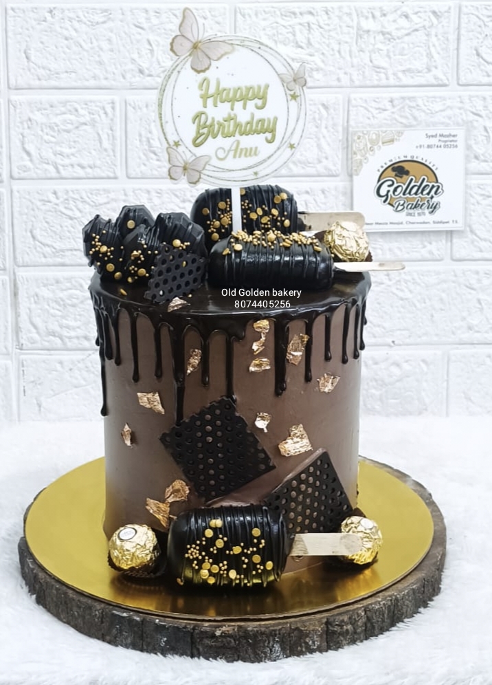 Royal Lion Crown Cake by Golden Bakery Siddipet